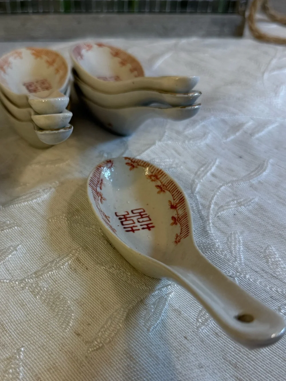 18Pc Vintage Double Happiness Porcelain Set: 11 Sauce Dishes, 7 Dumpling Spoons.